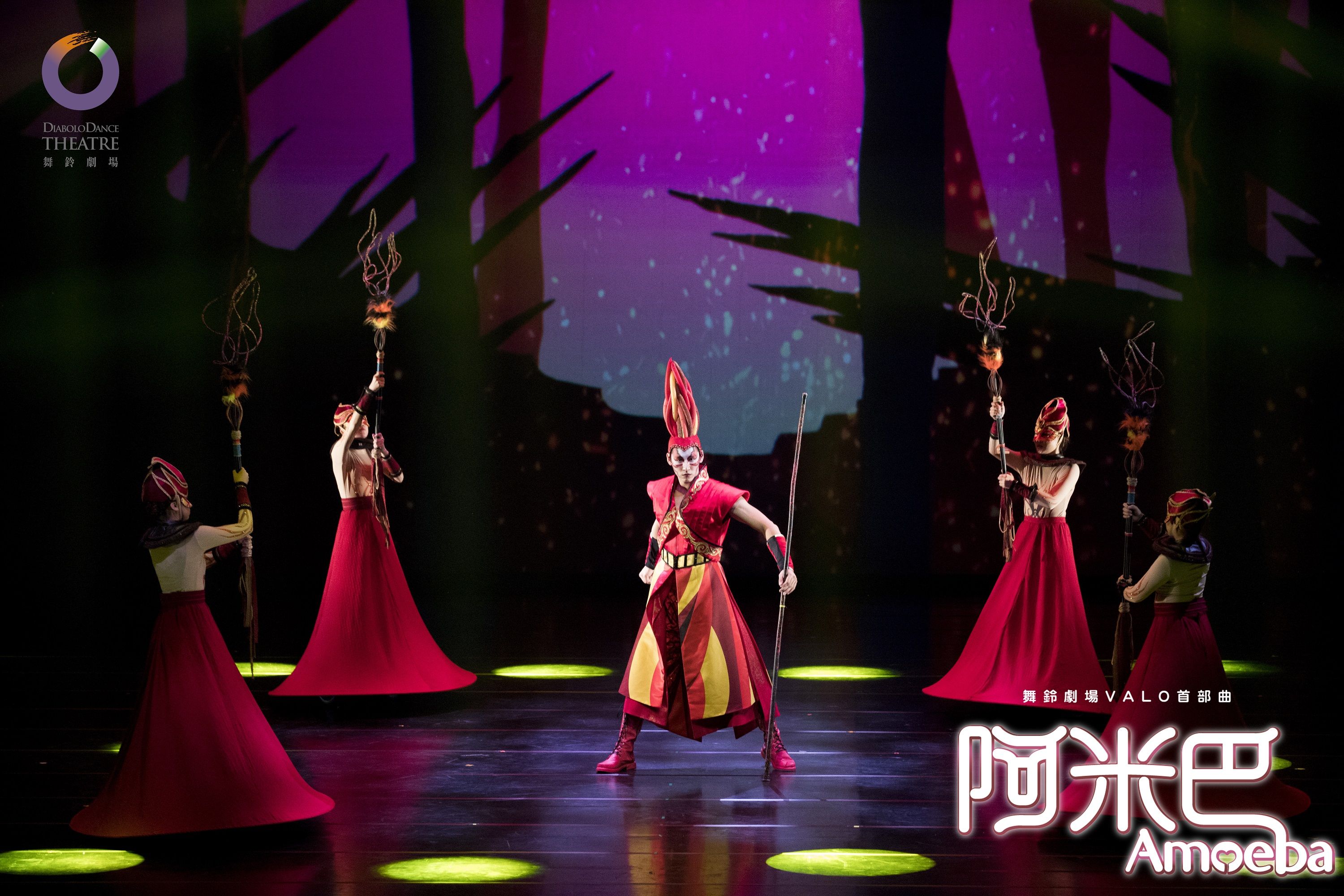 藍晒圖「秋好玩。囝仔覓」市集　大小朋友童心大發重拾歡樂回憶 爸媽們也露一手，教孩子打陀螺玩尪仔仙