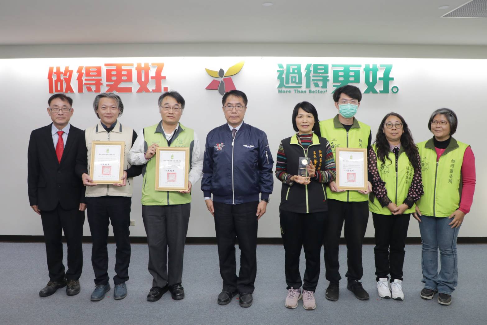 臺南市政府團隊參加112年臺灣健康城市暨高齡友善城市獎項評選榮獲4件榮耀！