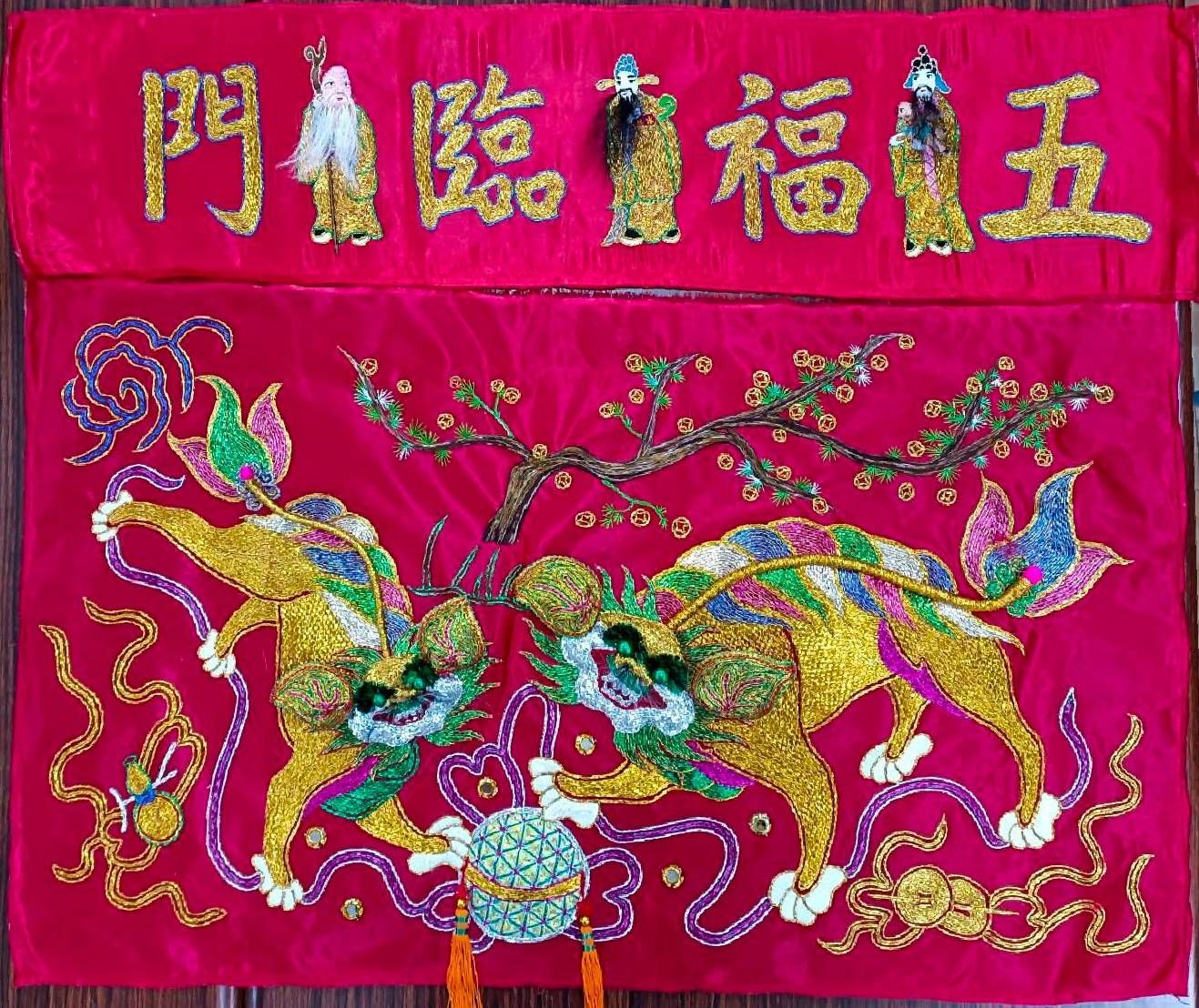 十年習一藝，傳承府城繡黼