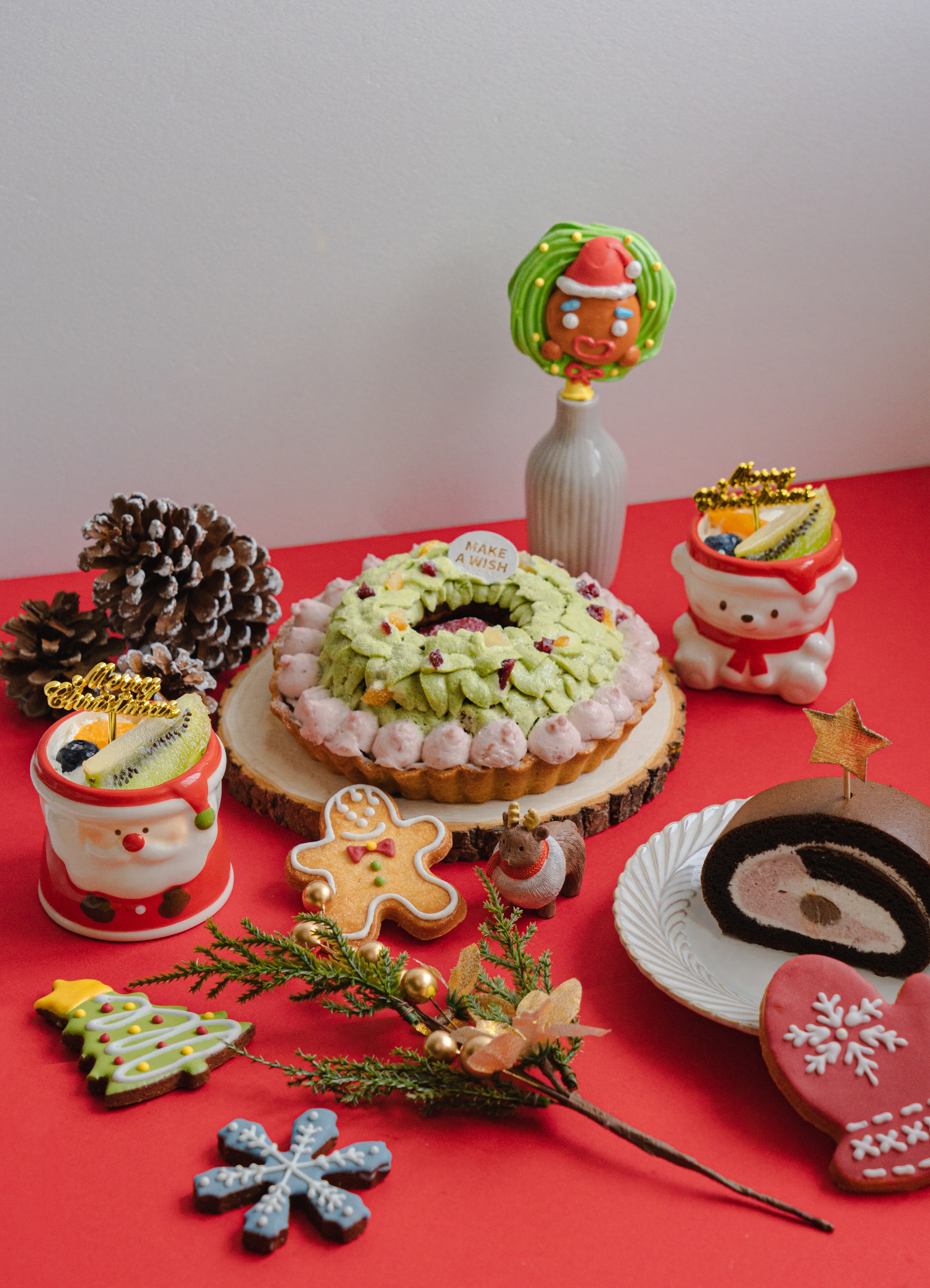 亞尼克掀浪漫草莓季浪潮 天天精選大湖香水草莓 限量鮮採草莓生乳捲新上市