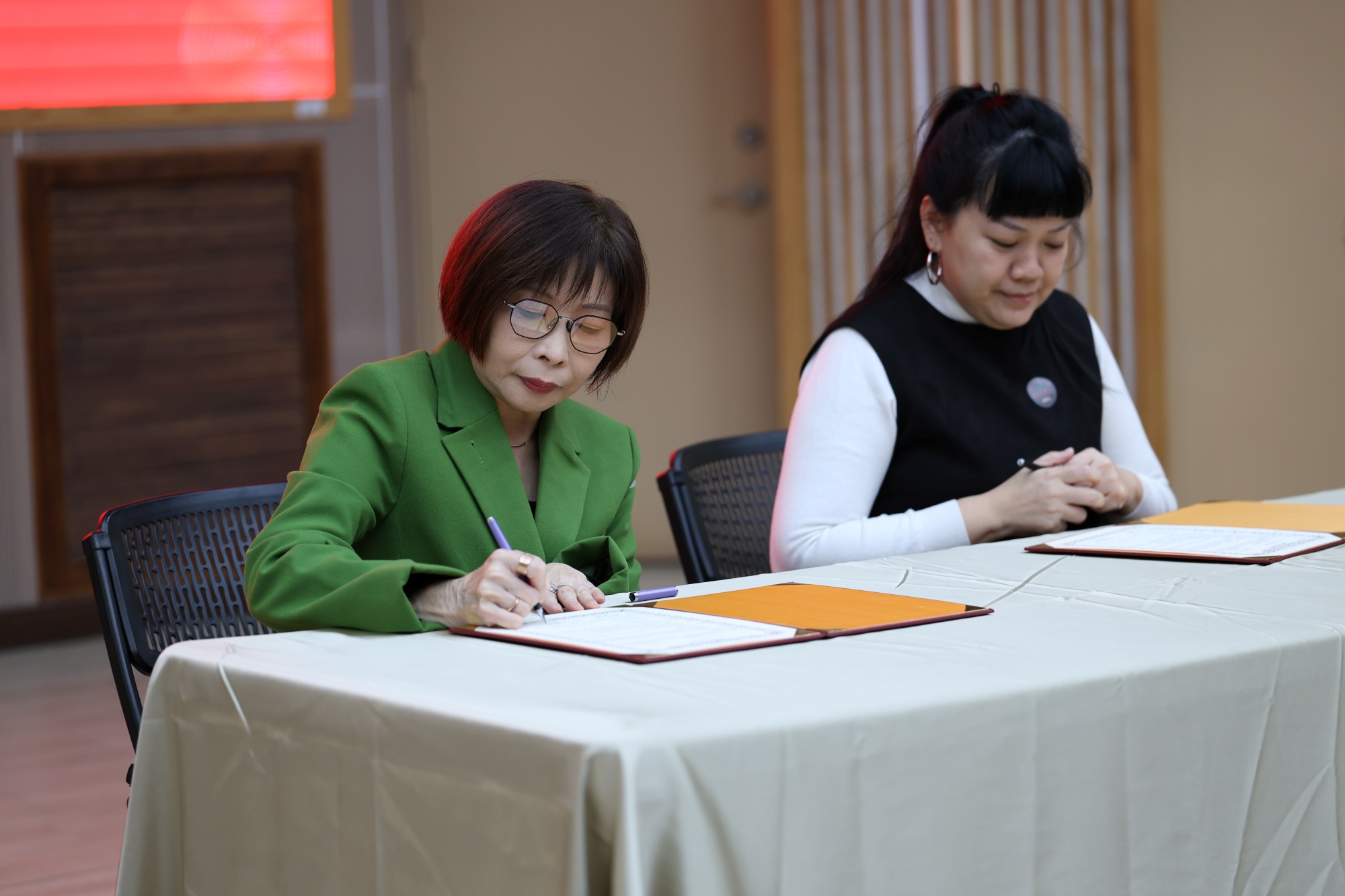 臺南大學攜手新加坡戲劇盒劇團 開展戲劇藝術交流合作