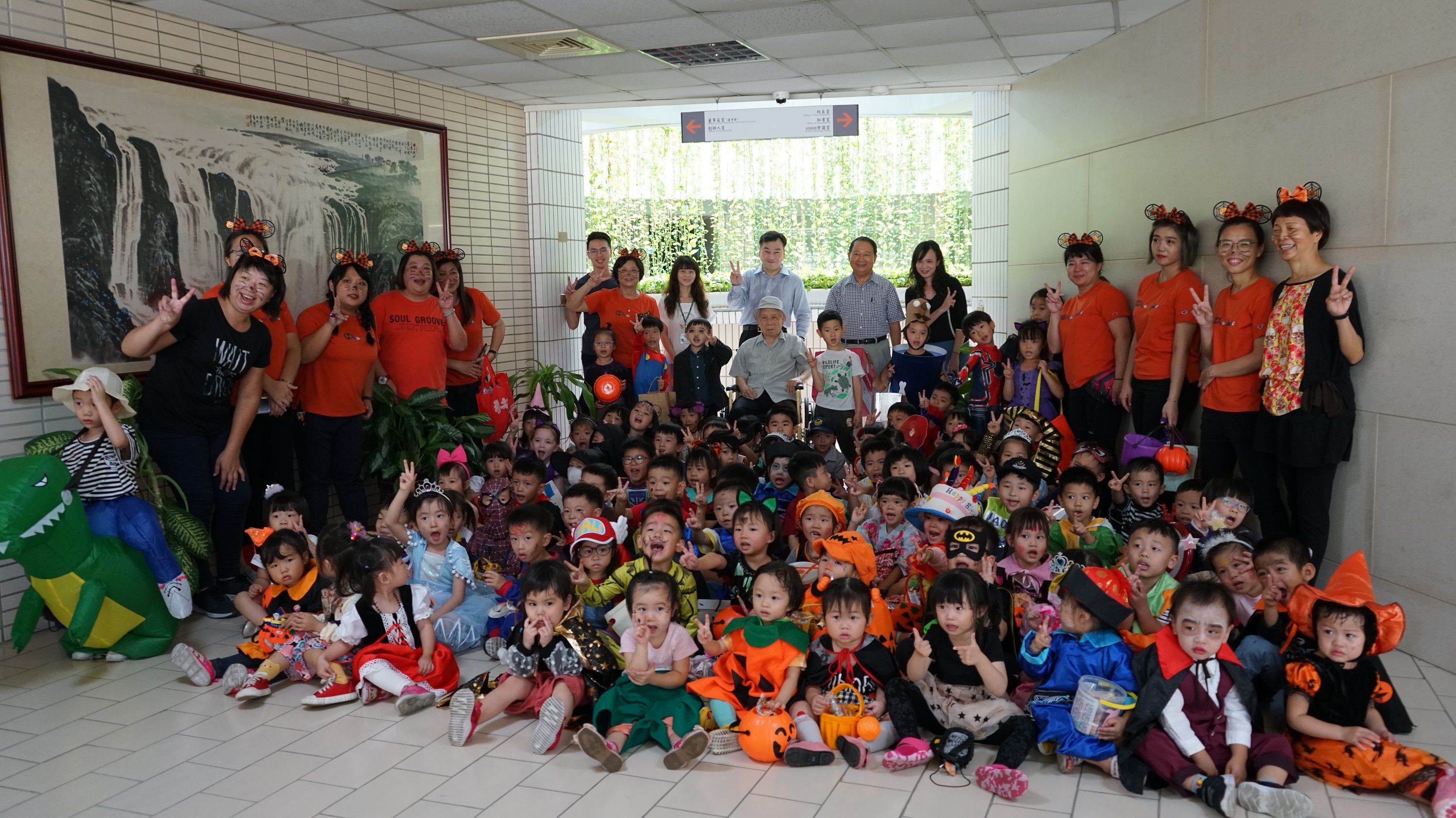 崑山科大附幼萬聖節拚創意  變裝遊行萌翻校園