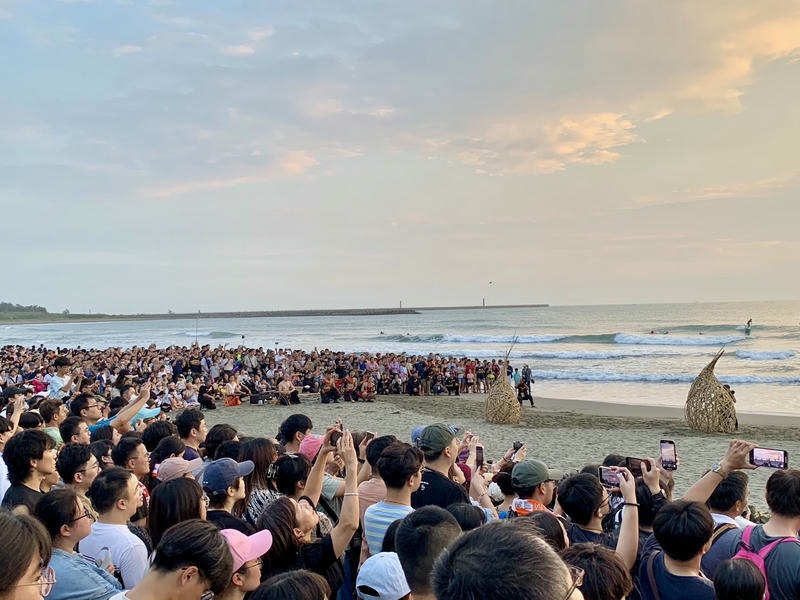 火舞夜祭 萬聖派對 追藍眼淚 全線帶動臺南旅遊爆棚人潮